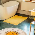 Unik Villa- Luxus Appartemente Im Oberharz 住宿加早餐酒店 4*